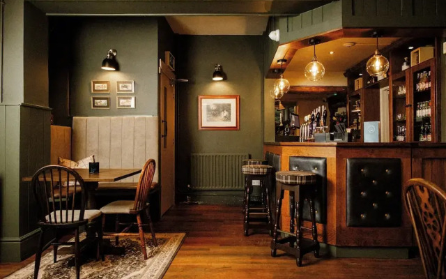 The Olde Coach House Inn