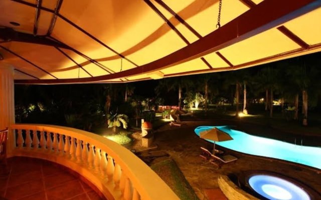 Sunset Villa Resort