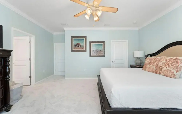 Salty Breeze at Lost Key Villas-pet Friendly!