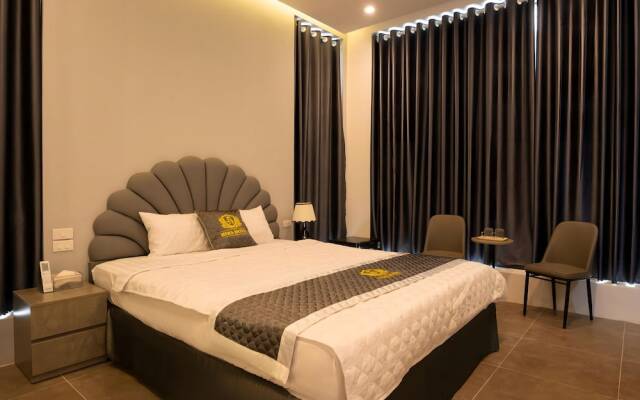 Hera Hotel
