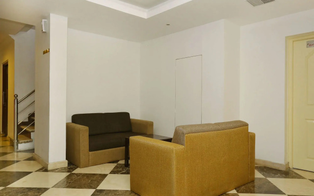 Hotel Emarald Hotel