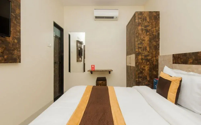 OYO 11511 Hotel Embassy Grand