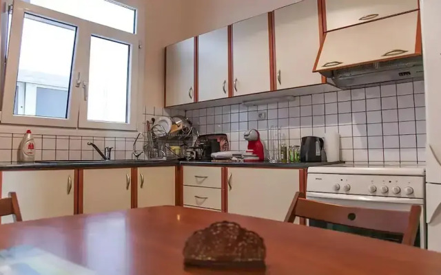 Acropolis detached house