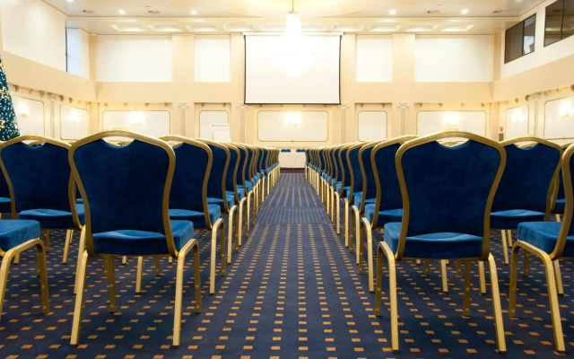 Hotel Rapsodia City Center