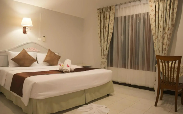Clean Wave Resort