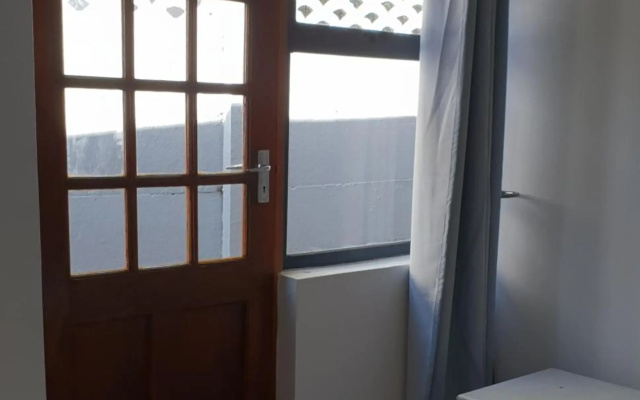 Emmaus Single Room