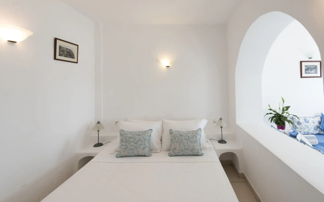 Kastro Suites