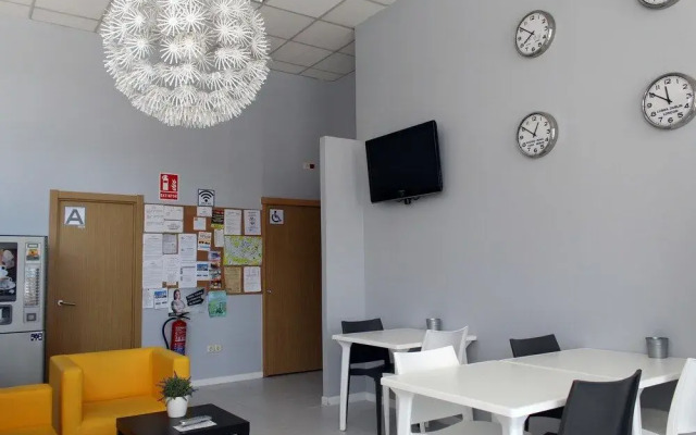 Albergue Turistico la Credencial - Hostel