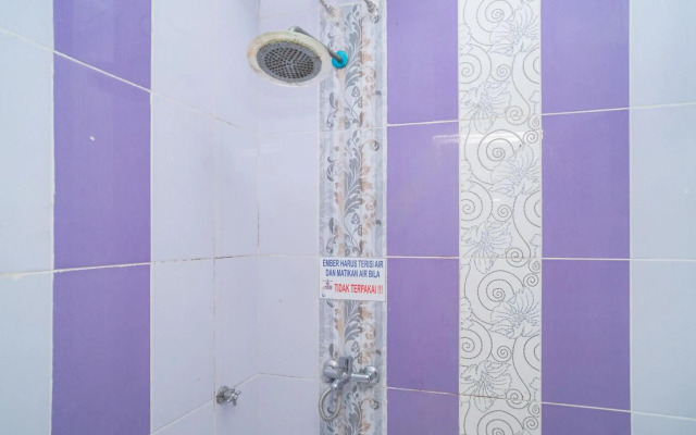 RedDoorz Syariah near Citraland Banjarmasin
