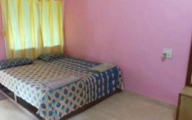 1 BR Guest house in Near Kashid Beach, kashid, by GuestHouser (E53A)