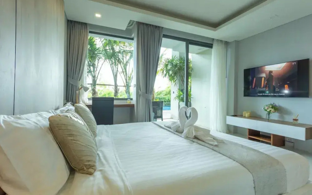 Luxury Everything Walking Distance c112