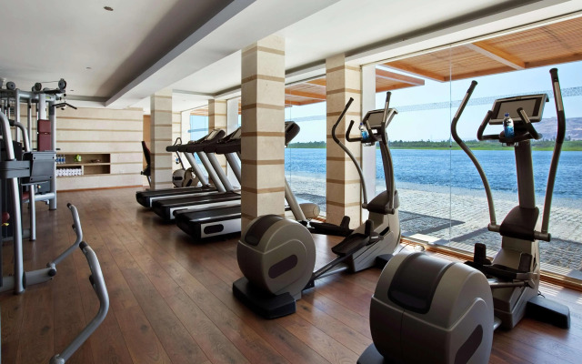 Hilton Luxor Resort & Spa