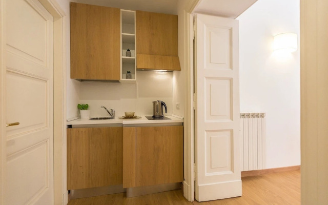 Prestigious Apartments Via Barberini