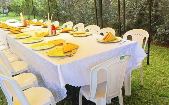 4 Tee's Hotel Rongai