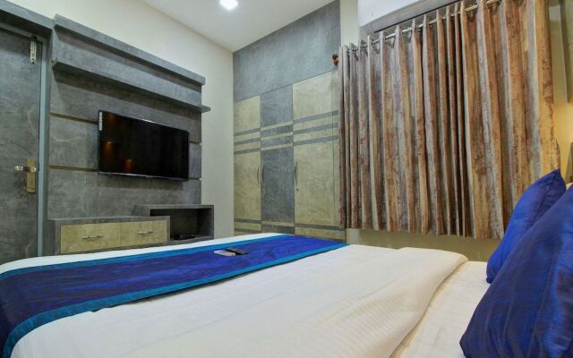 OYO 15442 Mahalakshmi Suites
