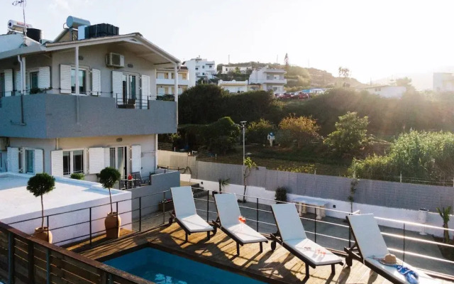 ---Ammira Mare--House near sea with pool