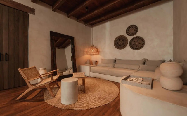 Makani Luxury Wanderlust