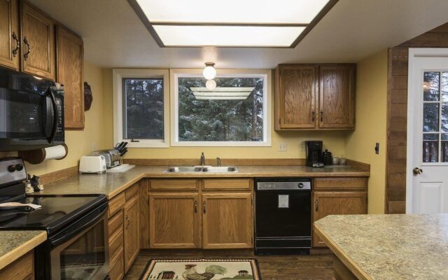 Lotus 1 - 2 Br Condo