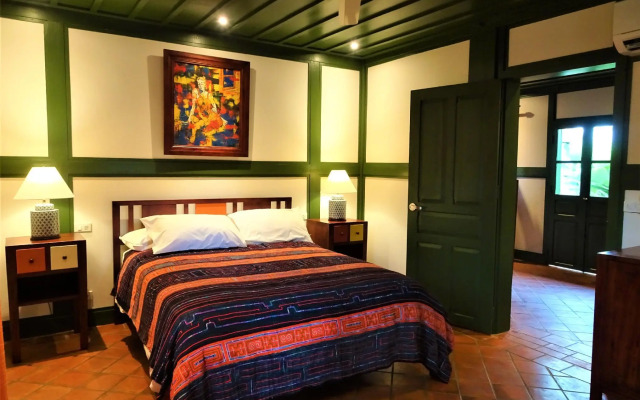 Villa Maydou