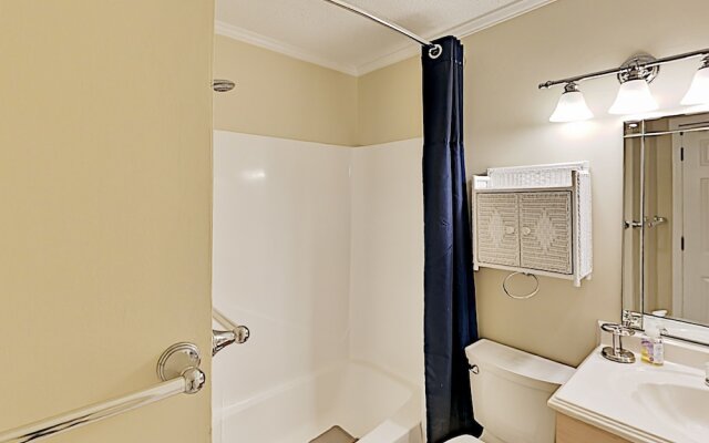 A201hhbt 1 Bedroom Condo