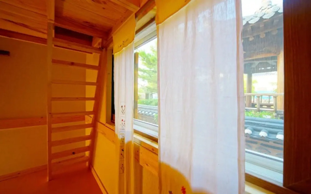 Jeonju Jeongdam Hanok Stay