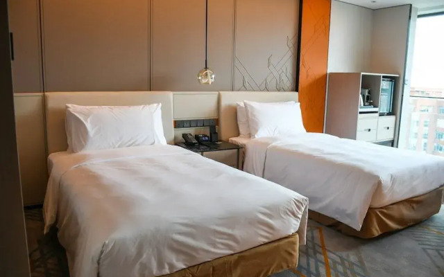 Voco Shanghai Hongqiao Hub, an IHG Hotel