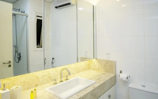 Apartamento Amplo e Muito bem Decorado na rua da Aldeia do Papai Noel