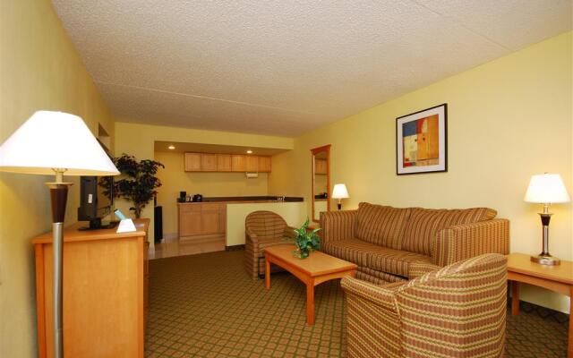 Best Western N.E. Mall Inn & Suites