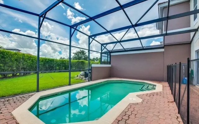 4550ada 4 Bedroom Townhouse by Redawning