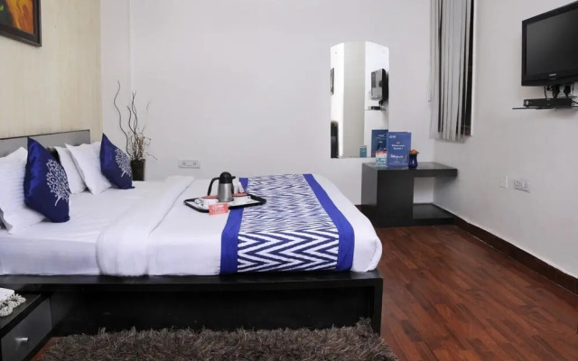 Mannat Residency By OYO Rooms