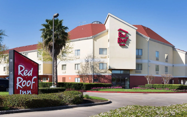 Red Roof Inn - Houston Westchase
