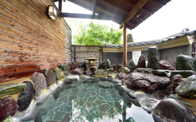 Kusatsu Onsen Kiyoshigekan
