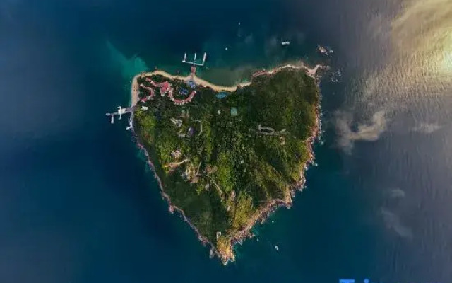 Wuzhizhou Island Resort