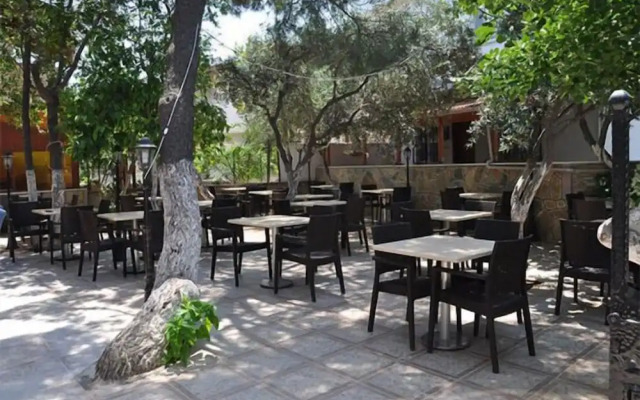 Ceyf Motel