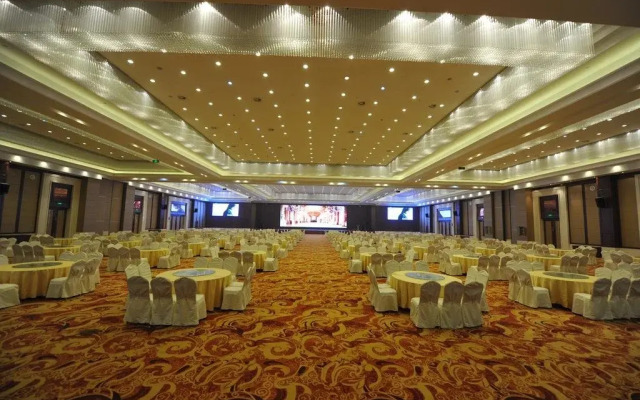 Oriental Xuanwu Hotel