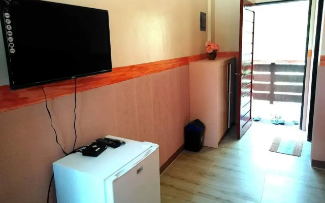 Camp Rofelio Surfing Beach Resort