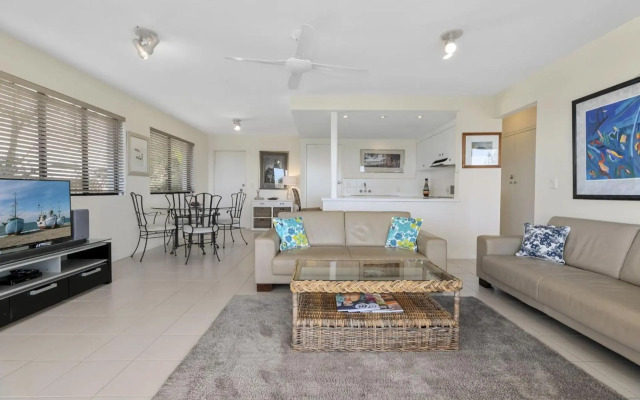 2 Ballin Wonderous White Waters