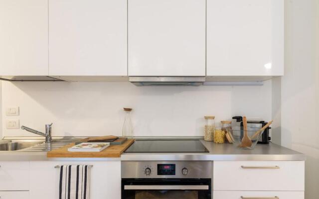 JOIVY Homey 1-Bed W/View Near Citylife