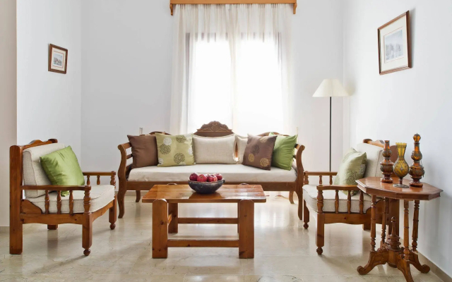 Hotel Makarios