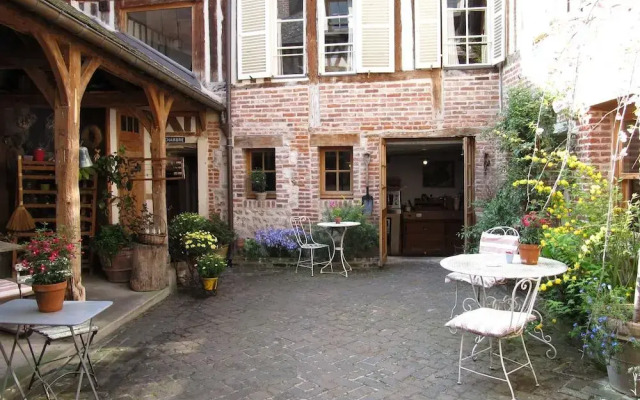 A l'Ecole Buissonnière