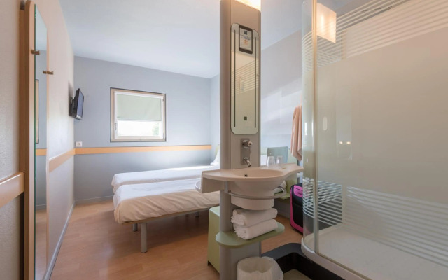 Ibis Budget Ambérieu-En-Bugey Château-Gaillard