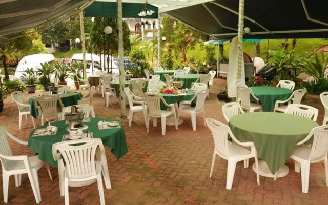 Strawberry Park Resort
