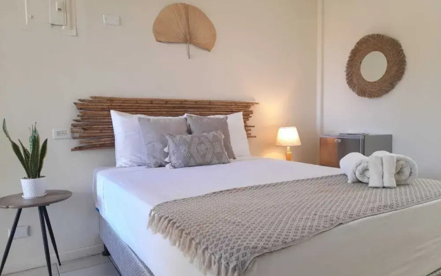 Zulu Surf Hotel