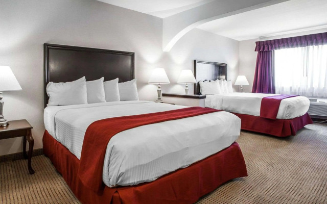 Quality Inn Grand Suites Bellingham