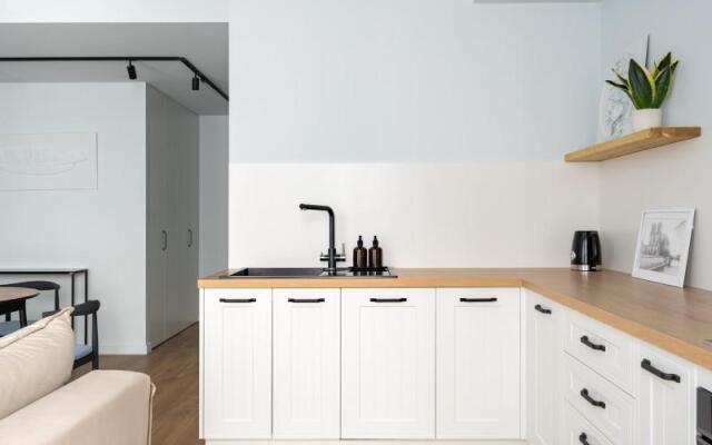 APARTURA (АПАРТУРА) на проспекте Аптекарский 18