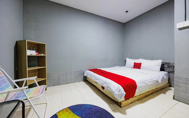 RedDoorz @ Marina City Waterfront – Guest Rooms – Batam