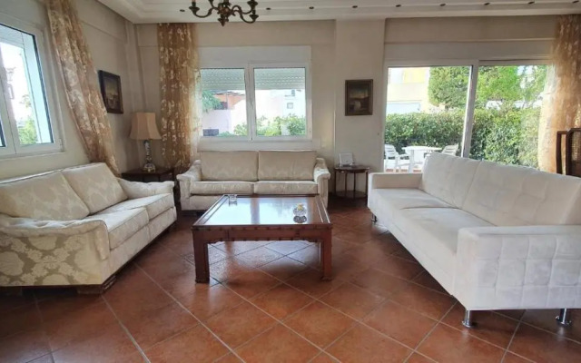 Athenian Luxury Villa in Glyfada