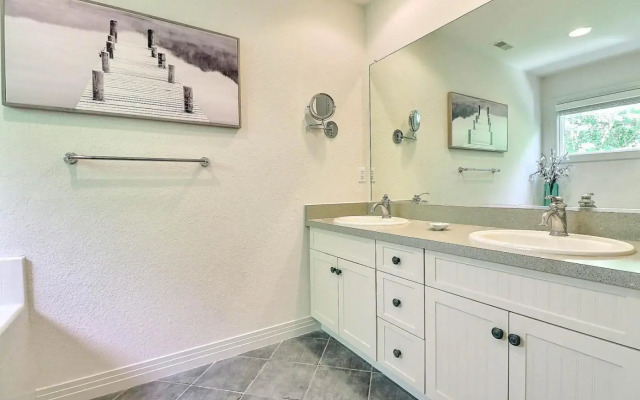 BB47 - A Wave From It All