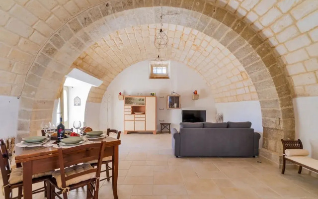 2873 Villa Pussacra by Barbarhouse