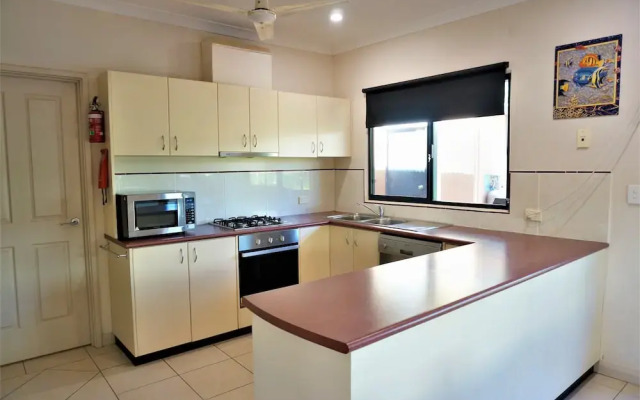 Ningaloo Breeze Villa 9